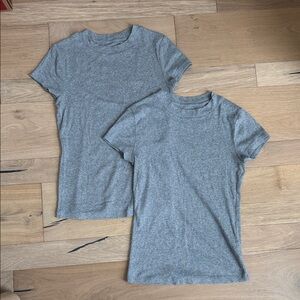 a new day set of 2 Gray Women's Short Sleeve Tees